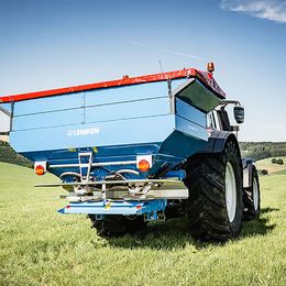 LEMKEN Tauri 8