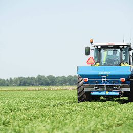 LEMKEN Spica 8