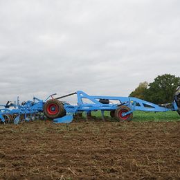 LEMKEN Karat 12