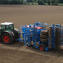 LEMKEN Compact-Solitair 9