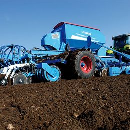 LEMKEN Compact-Solitair 9